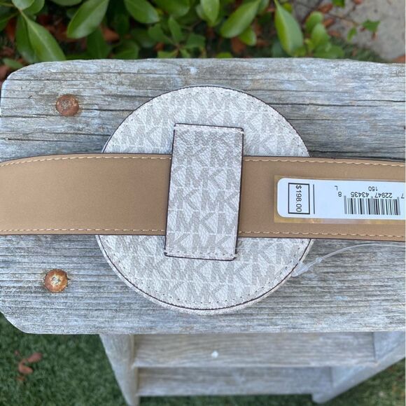 Michael Kors White Logo Adjustable Circle Belt Bag. New! NWT Size Large. - Picture 6 of 11